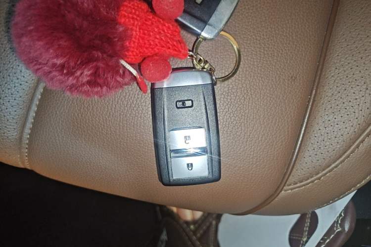Used Acura CDX 2016 1.5T Two-Wheel Drive Deluxe Edition Vehicle Key