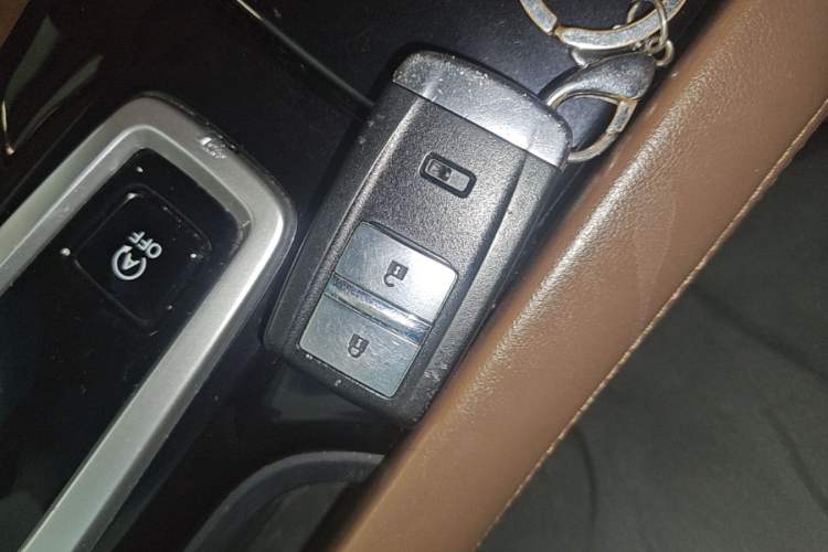 Used Acura CDX 2016 1.5T Two-Wheel Drive Deluxe Edition Vehicle Key