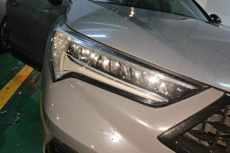 Used Acura CDX 2016 1.5T Two-Wheel Drive Enjoyment Edition Exterior 3