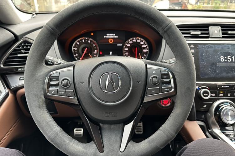 Used Acura CDX 2016 1.5T Two-Wheel Drive Deluxe Edition Interior 12