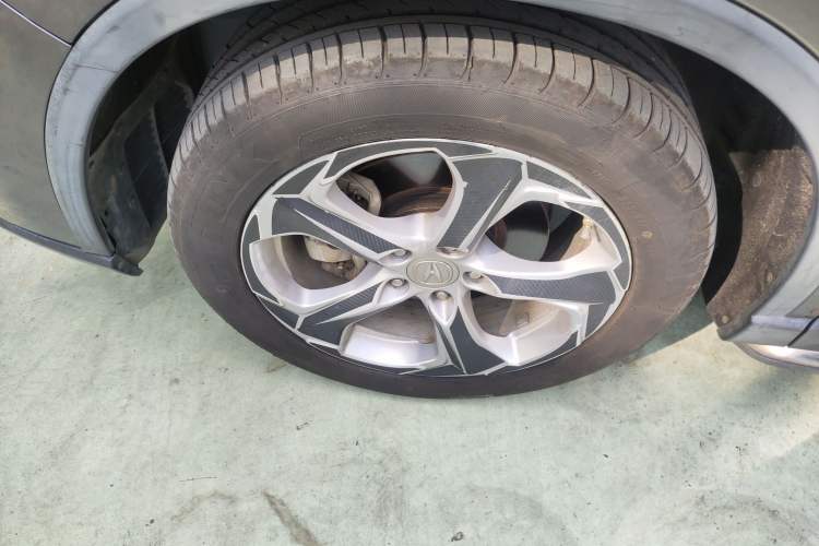 Used Acura CDX 2016 1.5T Two-Wheel Drive Enjoyment Version Left Front Wheel Hub