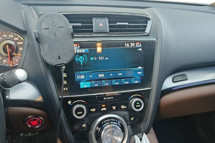 Used Acura CDX 2016 1.5T Two-Wheel Drive Deluxe Edition Audio And AC Panel