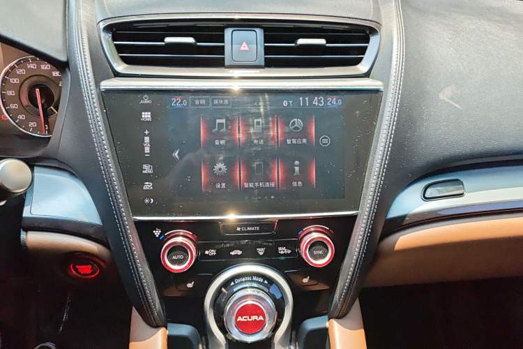 Used Acura CDX 2016 1.5T Two-Wheel Drive Deluxe Edition Audio And AC Panel