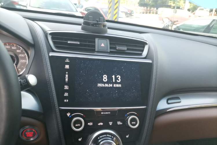 Used Acura CDX 2016 1.5T Two-Wheel Drive Deluxe Edition Audio And AC Panel
