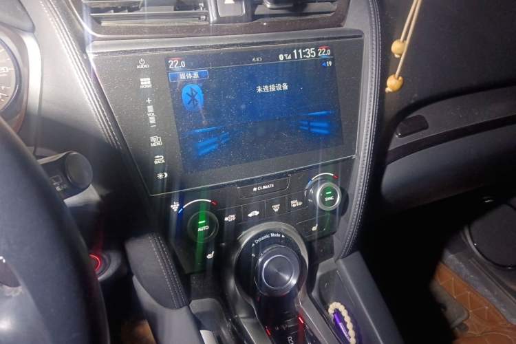 Used Acura CDX 2016 1.5T Two-Wheel Drive Deluxe Edition Audio And AC Panel