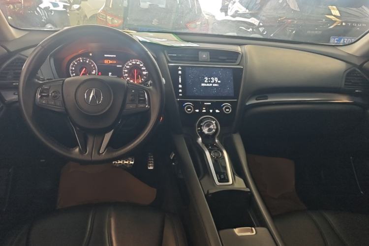 Used Acura CDX 2016 1.5T Two-Wheel Drive Enjoyment Edition Center Console