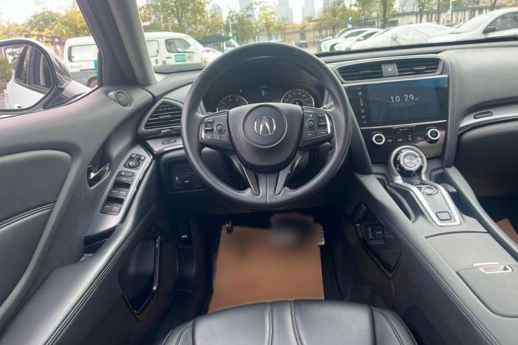 Used Acura CDX 2016 1.5T Two-Wheel Drive Enjoyment Edition Center Console