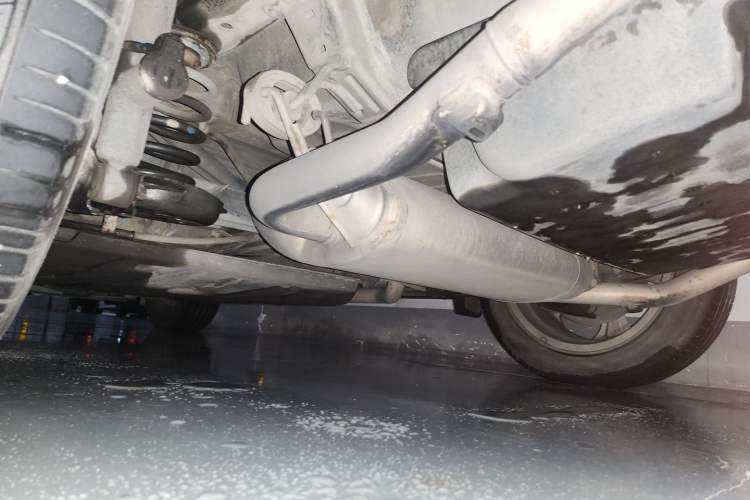 Used Acura CDX 2016 1.5T Two-Wheel Drive Deluxe Edition Chassis Rear Left
