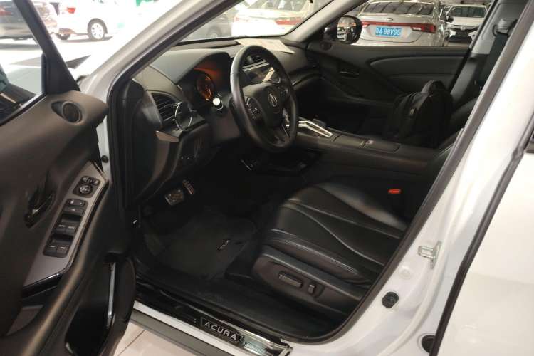 Used Acura CDX 2016 1.5T Two-Wheel Drive Enjoyment Edition Driver Seat