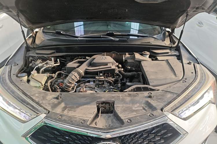Used Acura CDX 2016 1.5T Two-Wheel Drive Deluxe Edition Engine Bay