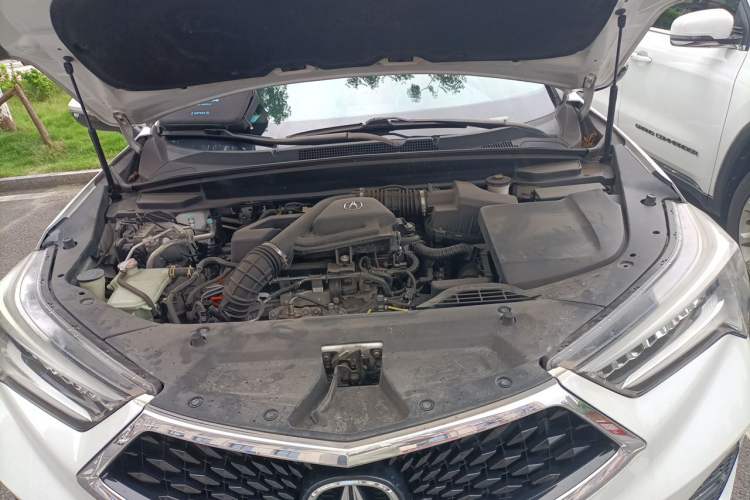 Used Acura CDX 2016 1.5T Two-Wheel Drive Deluxe Edition Engine Bay