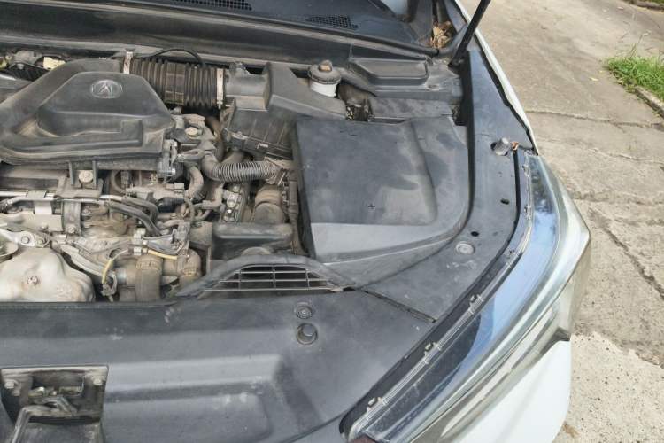 Used Acura CDX 2016 1.5T Four-Wheel Drive Luxury Edition Engine Bay Left