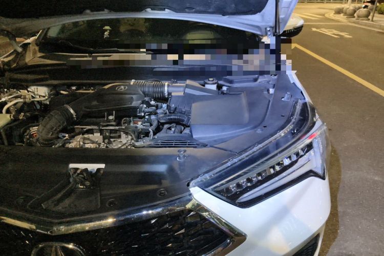 Used Acura CDX 2016 1.5T Four-Wheel Drive Luxury Edition Engine Bay Left