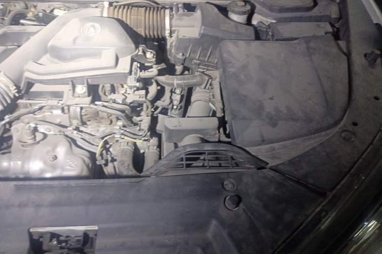 Used Acura CDX 2016 1.5T Two-Wheel Drive Deluxe Edition Engine Bay Left