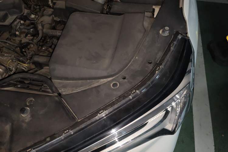 Used Acura CDX 2016 1.5T Two-Wheel Drive Deluxe Edition Engine Bay Left