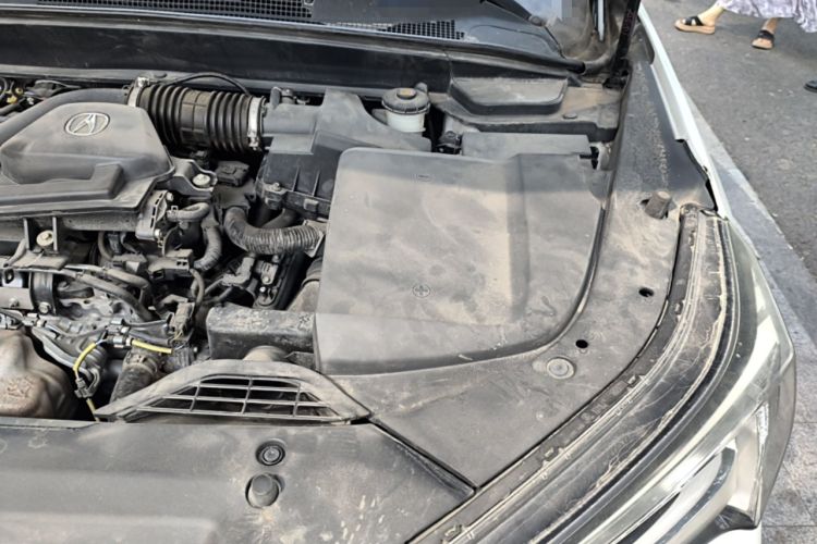 Used Acura CDX 2016 1.5T Two-Wheel Drive Enjoyment Edition Engine Bay Left