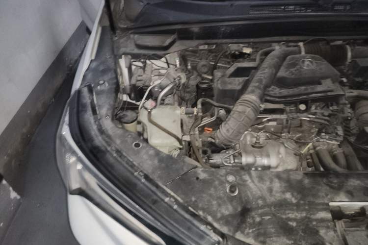 Used Acura CDX 2016 1.5T Two-Wheel Drive Deluxe Edition Engine Bay Right