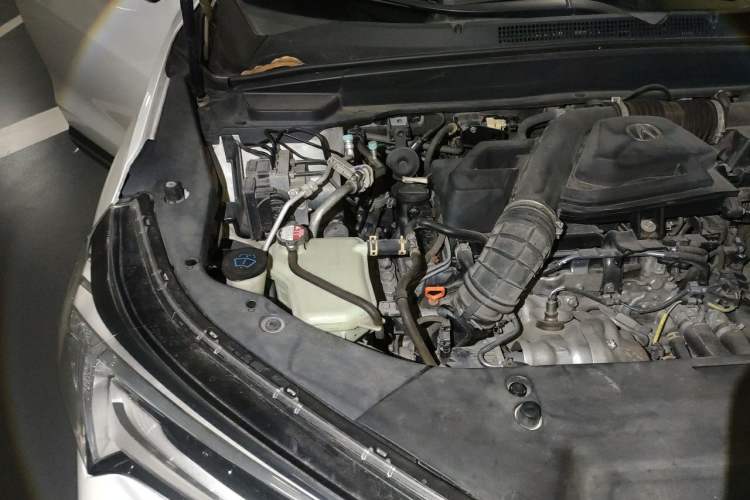 Used Acura CDX 2016 1.5T Two-Wheel Drive Deluxe Edition Engine Bay Right