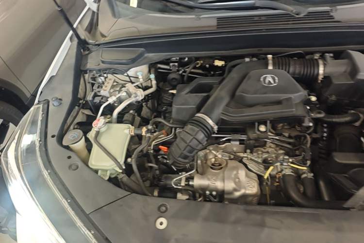Used Acura CDX 2016 1.5T Two-Wheel Drive Enjoyment Edition Engine Bay Right