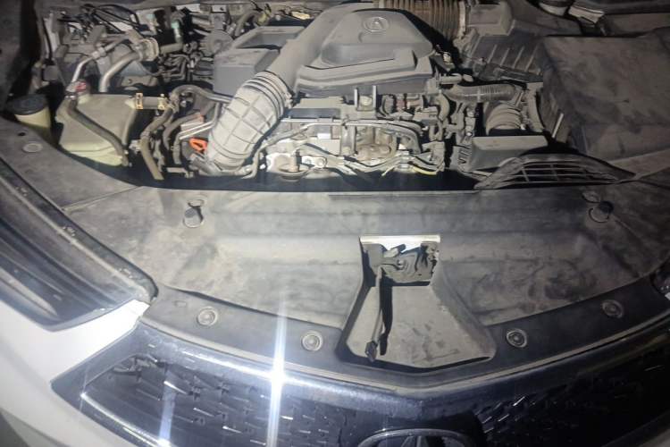 Used Acura CDX 2016 1.5T Two-Wheel Drive Deluxe Edition Engine Bay