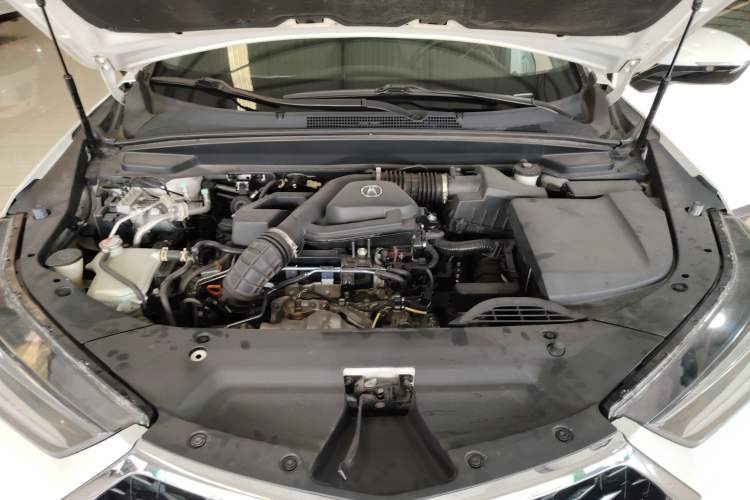 Used Acura CDX 2016 1.5T Two-Wheel Drive Enjoyment Edition Engine Bay