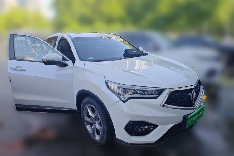 Used Acura CDX 2016 1.5T Two-Wheel Drive Deluxe Edition Front Right 45 Deg