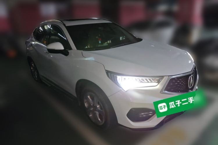 Used Acura CDX 2016 1.5T Two-Wheel Drive Deluxe Edition Front Right 45 Deg