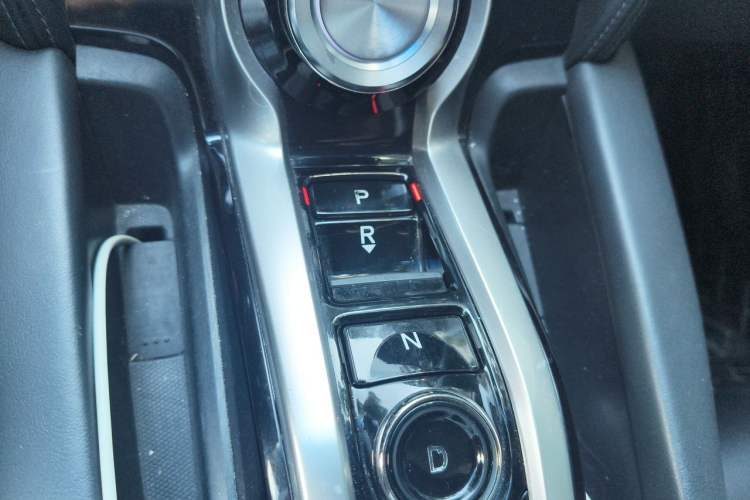 Used Acura CDX 2016 1.5T Four-Wheel Drive Luxury Edition Gear Lever