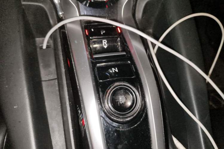 Used Acura CDX 2016 1.5T Four-Wheel Drive Luxury Edition Gear Lever
