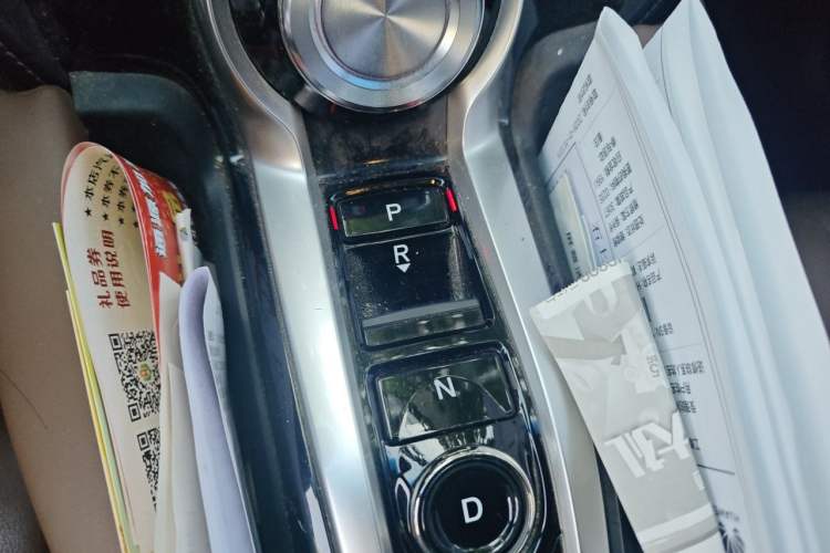 Used Acura CDX 2016 1.5T Two-Wheel Drive Deluxe Edition Gear Lever