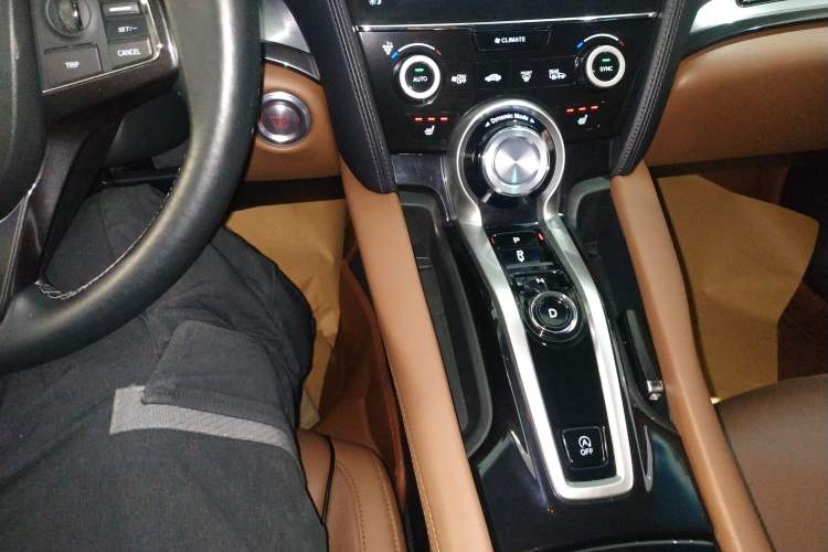 Used Acura CDX 2016 1.5T Four-Wheel Drive Smart Edition Gear Lever