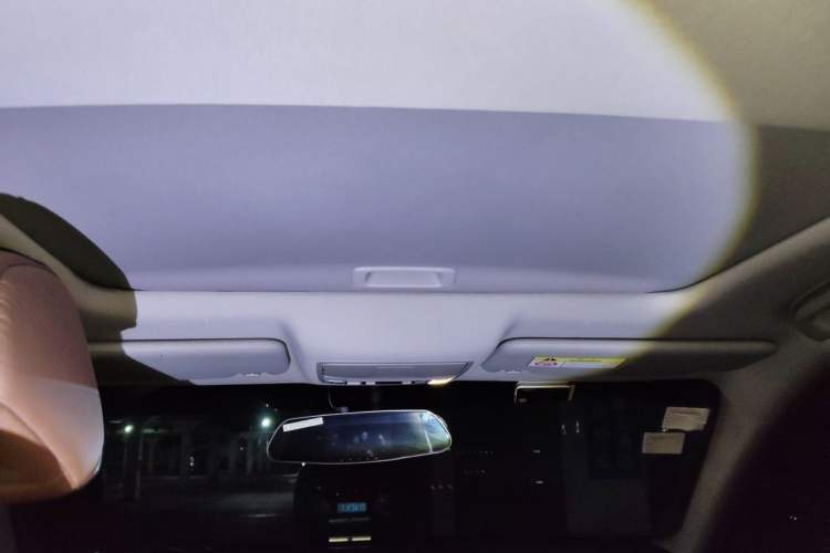 Used Acura CDX 2016 1.5T Two-Wheel Drive Deluxe Edition Headliner