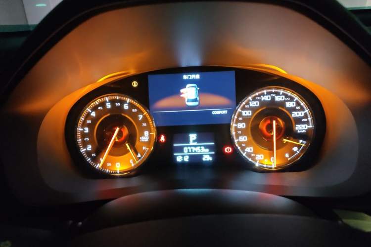 Used Acura CDX 2016 1.5T Two-Wheel Drive Deluxe Edition Instrument Cluster