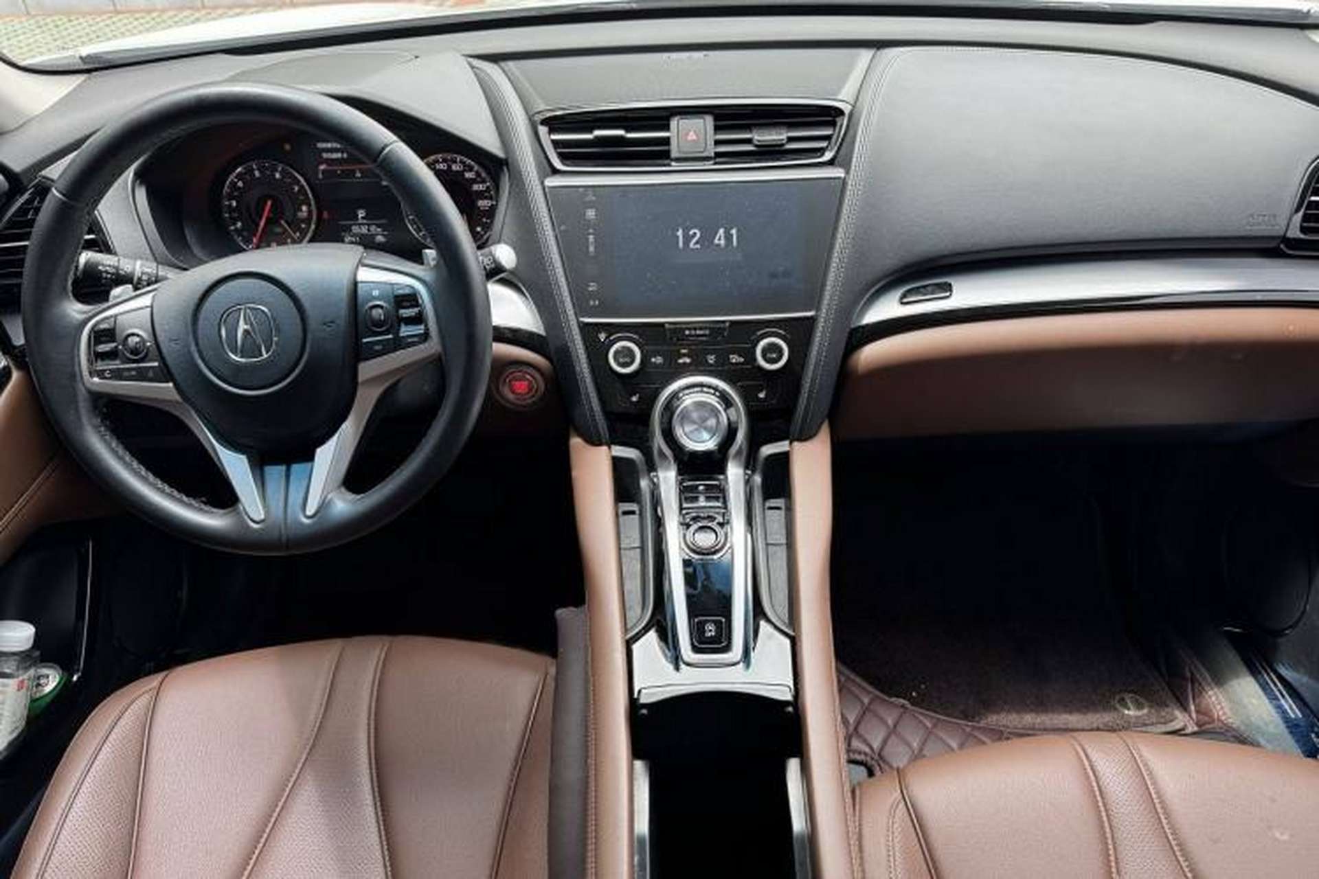 Used Acura CDX 2016 1.5T Two-Wheel Drive Deluxe Edition Interior 1