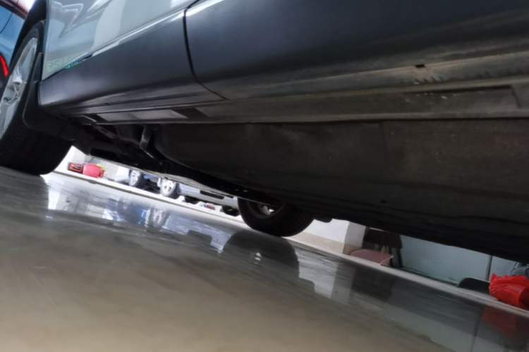 Used Acura CDX 2016 1.5T Two-Wheel Drive Deluxe Edition Left Side Sill