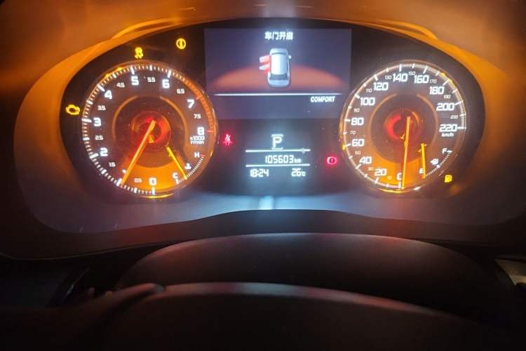 Used Acura CDX 2016 1.5T Two-Wheel Drive Deluxe Edition Odometer Close Up