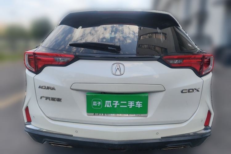Used Acura CDX 2016 1.5T Two-Wheel Drive Deluxe Edition Rear