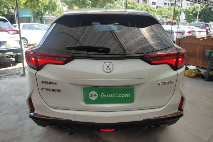 Used Acura CDX 2016 1.5T Two-Wheel Drive Deluxe Edition Rear