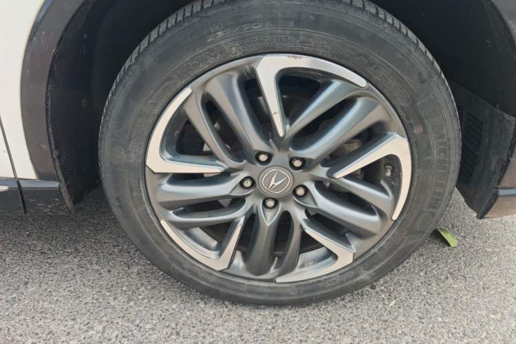 Used Acura CDX 2016 1.5T Four-Wheel Drive Smart Edition Right Front Wheel Hub