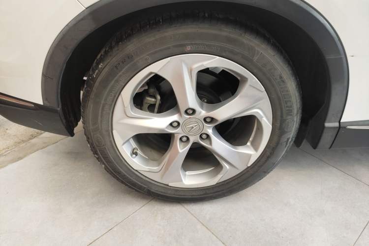 Used Acura CDX 2016 1.5T Two-Wheel Drive Deluxe Edition Right Rear Wheel Hub