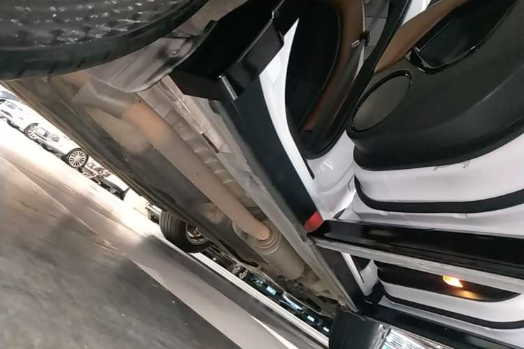 Used Acura CDX 2016 1.5T Four-Wheel Drive Smart Edition Right Side Sill
