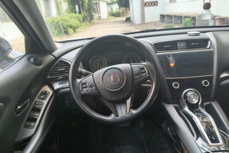 Used Acura CDX 2016 1.5T Four-Wheel Drive Luxury Edition Steering Wheel
