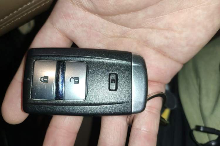 Used Acura CDX 2016 1.5T Two-Wheel Drive Deluxe Edition Vehicle Key