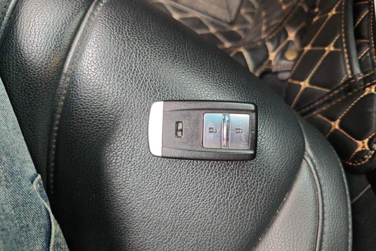 Used Acura CDX 2016 1.5T Two-Wheel Drive Enjoyment Edition Vehicle Key