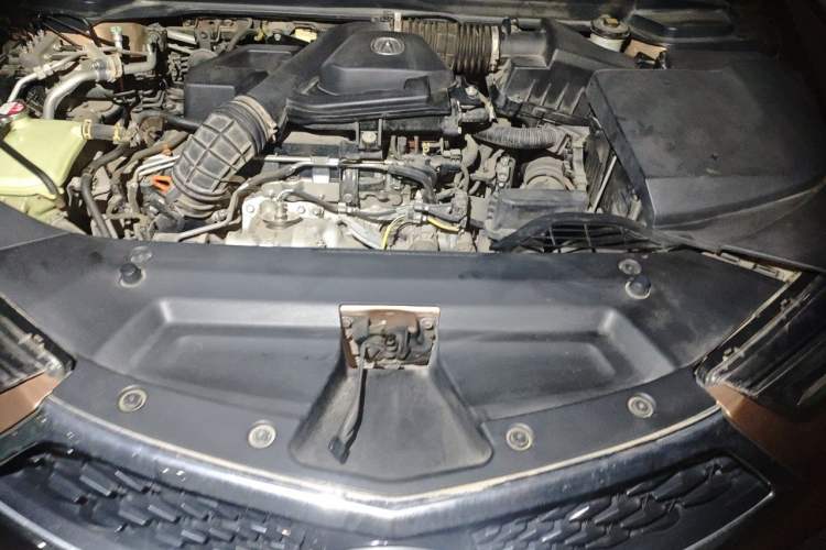 Used Acura CDX 2016 1.5T Two-Wheel Drive Enjoyment Edition Engine Bay