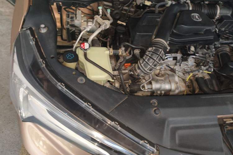 Used Acura CDX 2016 1.5T Two-Wheel Drive Enjoyment Edition Engine Bay Right