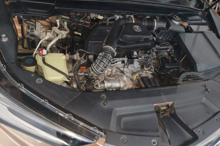 Used Acura CDX 2016 1.5T Two-Wheel Drive Enjoyment Edition Engine Bay