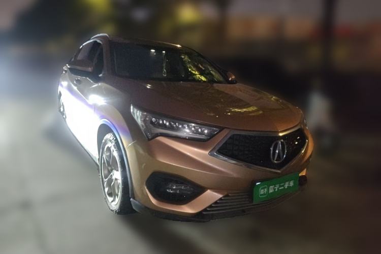 Used Acura CDX 2016 1.5T Two-Wheel Drive Deluxe Edition Front Right 45 Deg