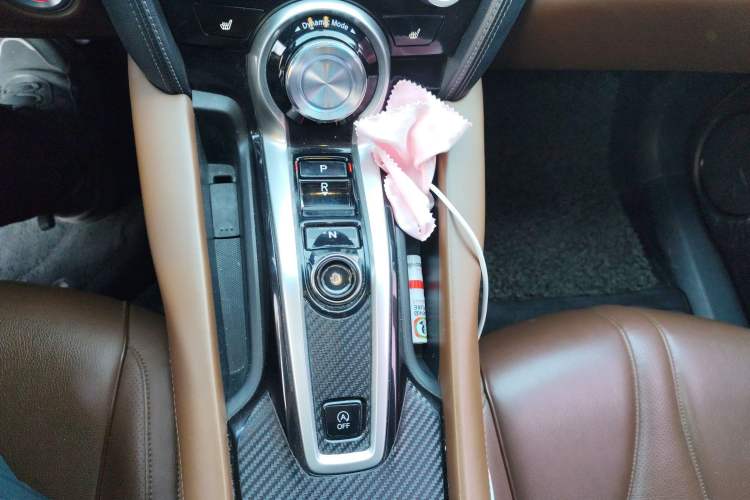 Used Acura CDX 2016 1.5T Four-Wheel Drive Luxury Edition Gear Lever
