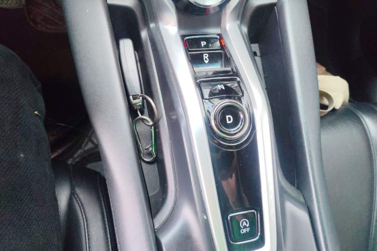Used Acura CDX 2016 1.5T Two-Wheel Drive Enjoyment Edition Gear Lever